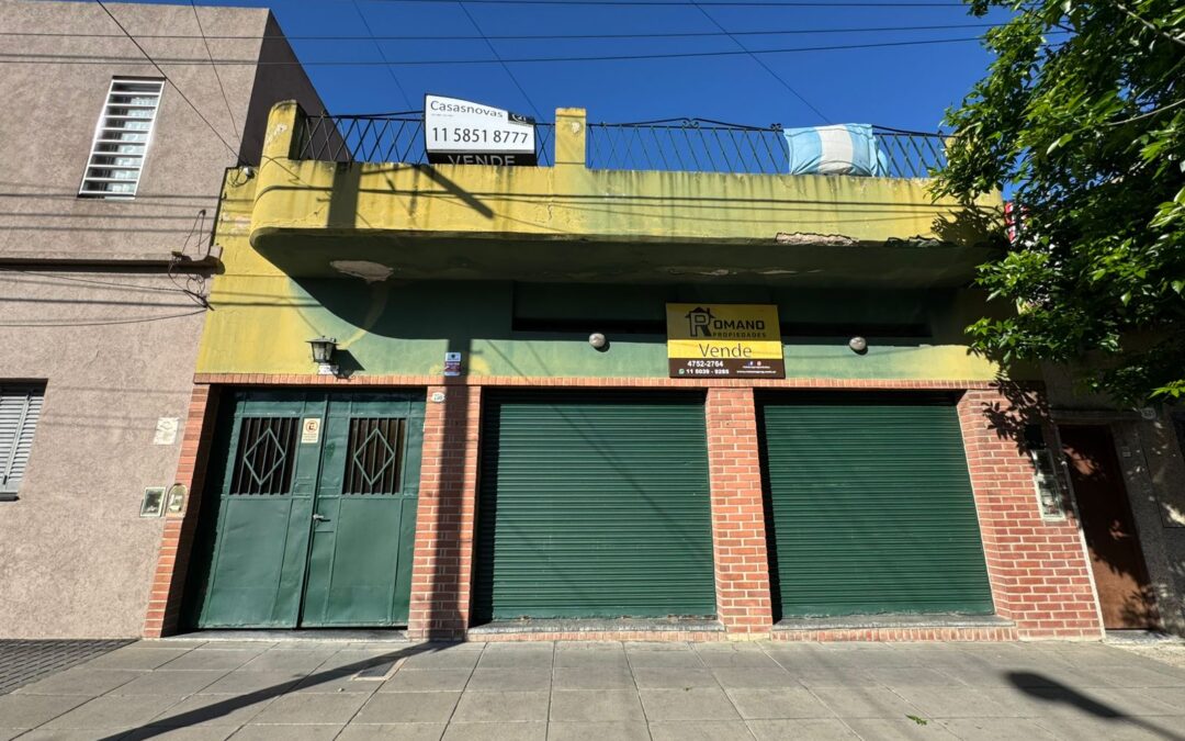 212 – CASA 4 AMBIENTES CON FONDO LIBRE