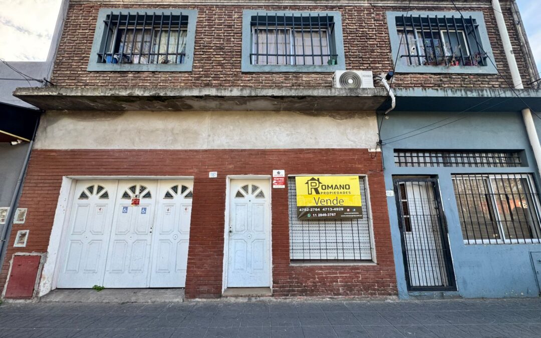 Cod – 355 PH PLANTA BAJA AL FRENTE DE 4 AMBIENTES CON COCHERA, PATIO Y TERRAZA