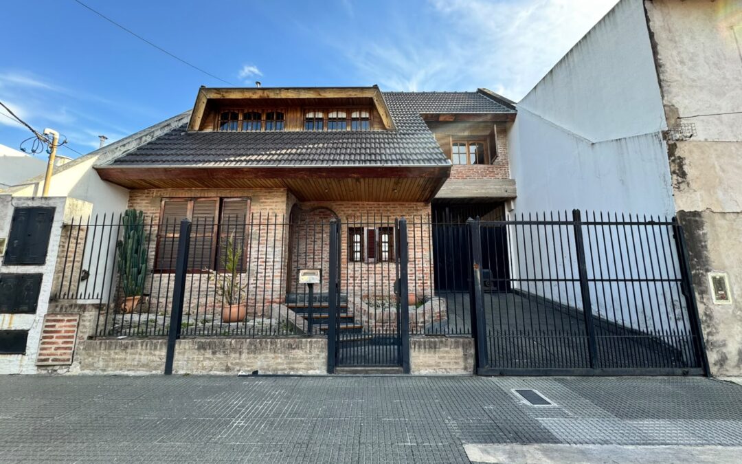 Cod 224 – CASA JUNIN Y AV ILLIA